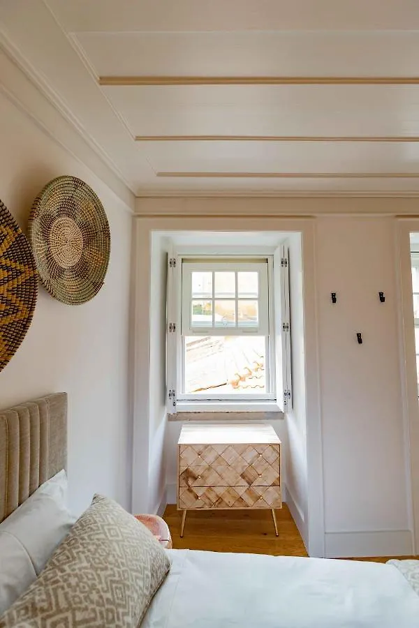 New Lisbon Center Apartment