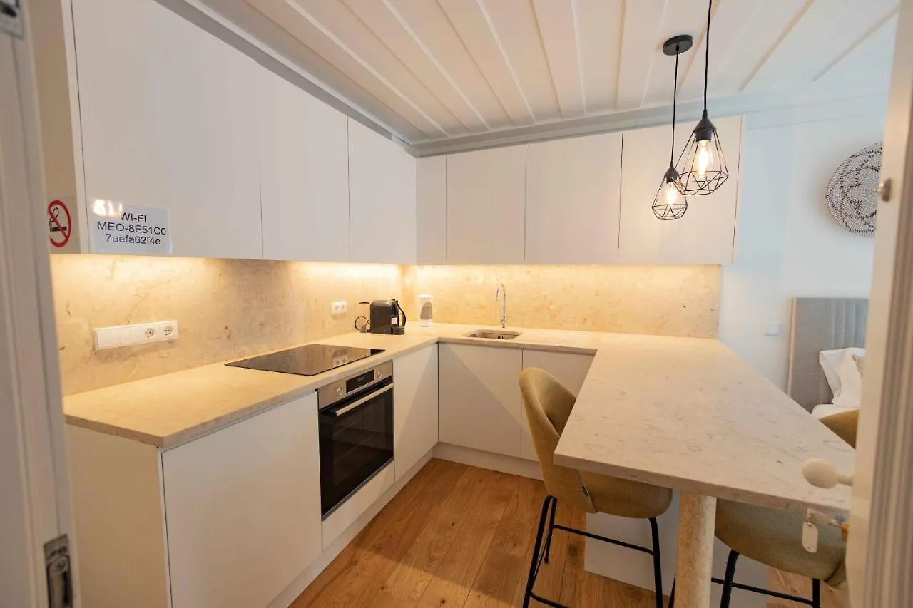 New Lisbon Center Apartment